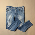 Load image into Gallery viewer, Stone Island SK Jeans - W32 L34
