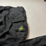 Load image into Gallery viewer, Stone Island Black RE-T Cargo Trousers - W36
