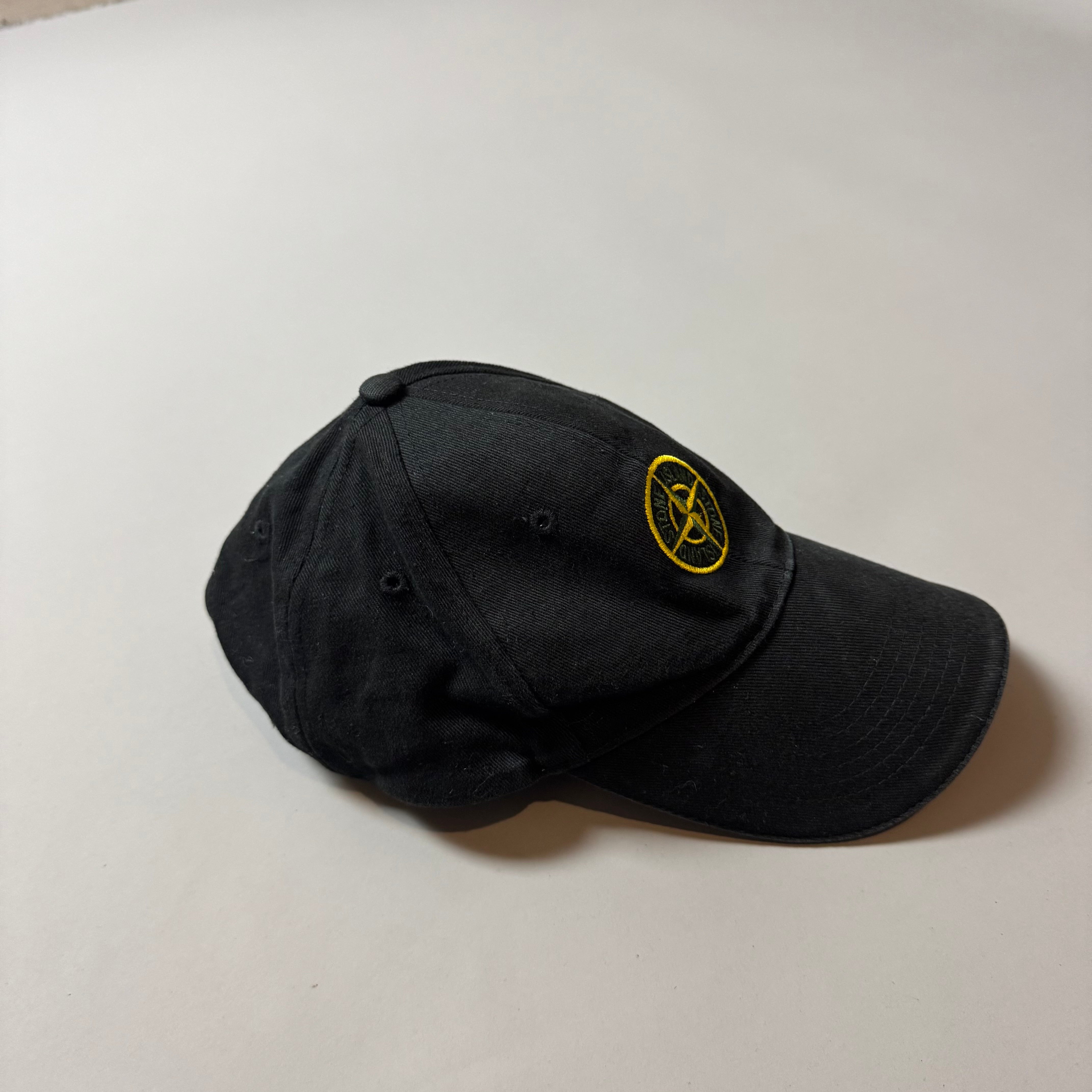 Stone Island Black Cap - Medium