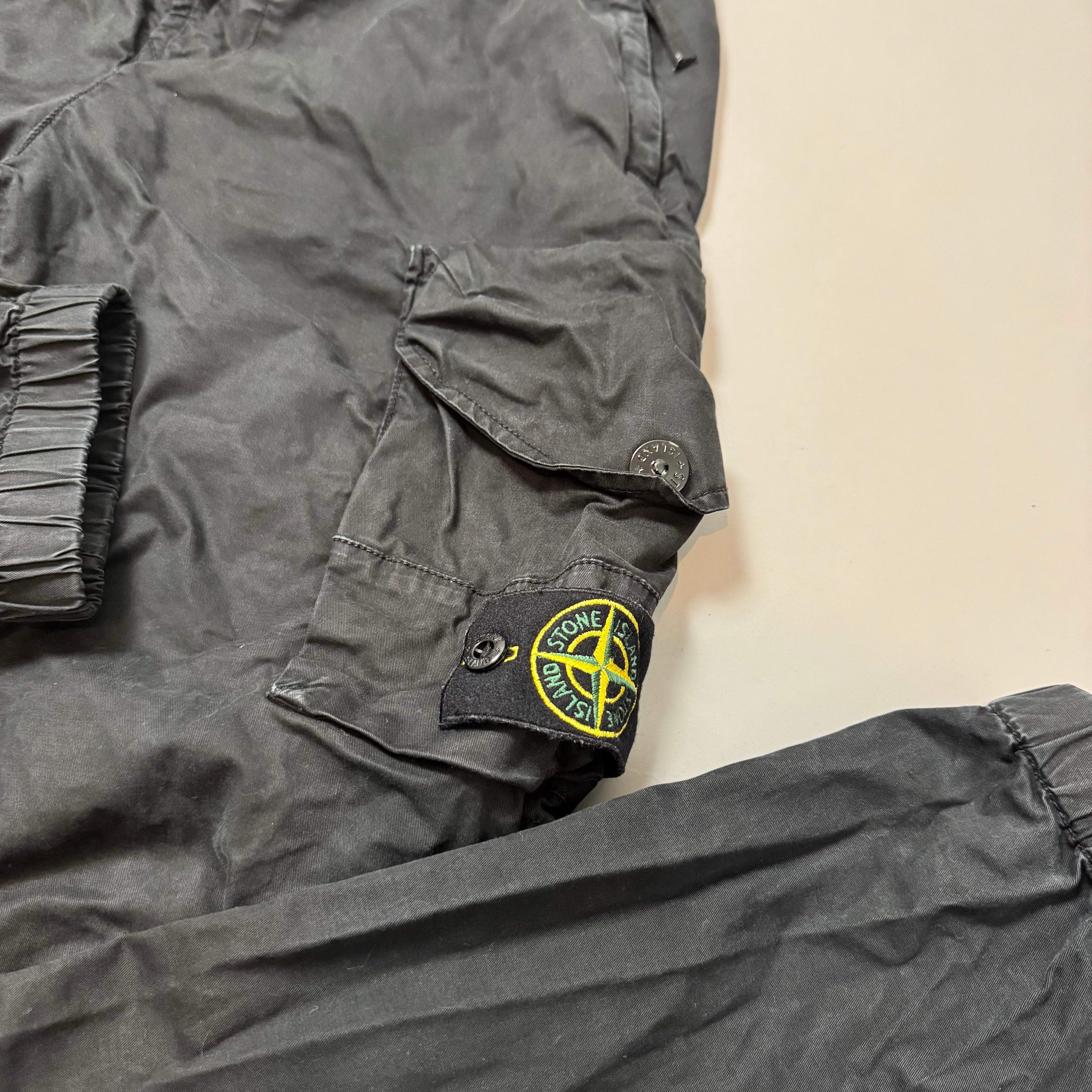 Stone Island Black RE-T Cargo Trousers - W30