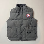 Load image into Gallery viewer, Canada Goose Graphite Grey Freestyle Gilet - Medium
