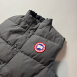 Load image into Gallery viewer, Canada Goose Graphite Grey Freestyle Gilet - Medium
