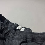 Load image into Gallery viewer, Stone Island RE-T Cargo Black - W32
